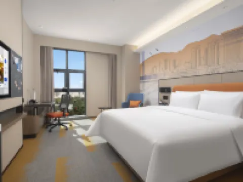 Hampton by Hilton Xining Hailu Sports Center โรงแรมในซีหนิง