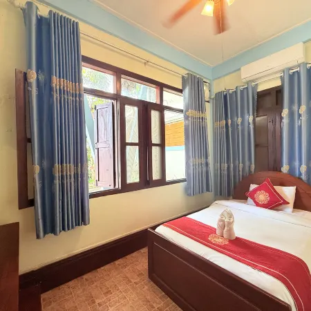Luang Prabang Manichan Villa Отели рядом с достопримечательностью «Ват Чом Пхет»