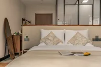 Lijiang Yu Xue Yi Jing Snow Mountain View Resort Hotel - balcony