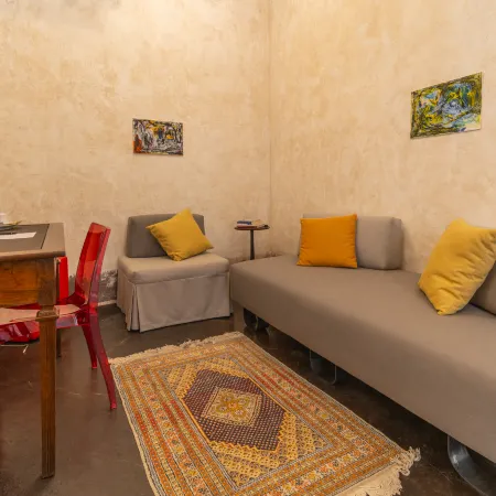 P43 Sicilian Suites