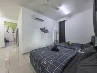 Padang Serai Wangi Homestay 402 - خدمة نقل من وإلى المطار