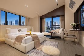 Hezhou Scenic Hotel (Changsha Wuyi Square Peiyuanqiao Subway Station)