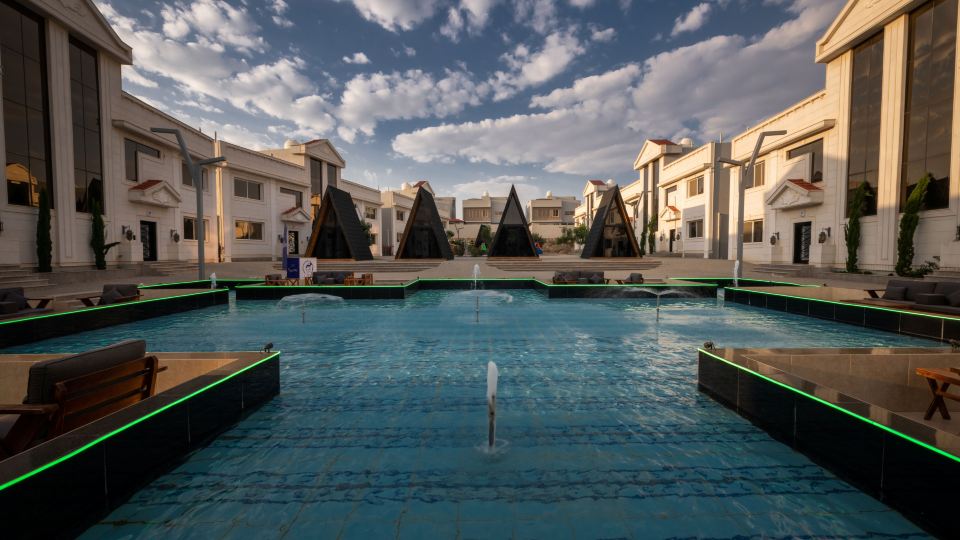 MidTown Majestic Garden Resort