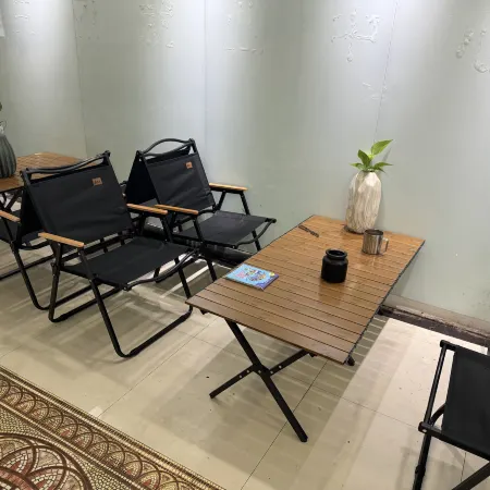 ISU Hostel(Sanya Pedestrian Street Seaview Store)