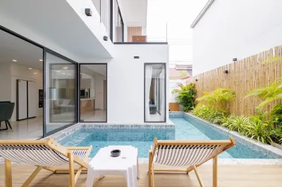 Detached four-bedroom pool villa in downtown Pattaya Hotels near Ko Sak