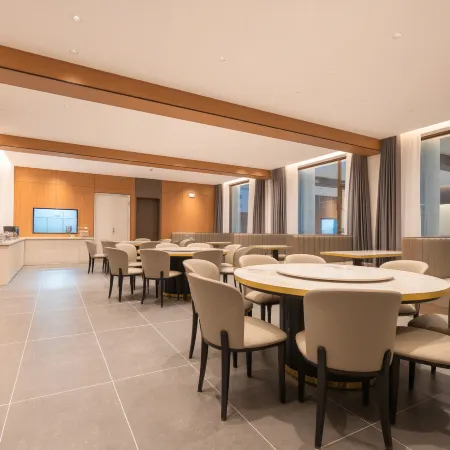 Mandy Hotel