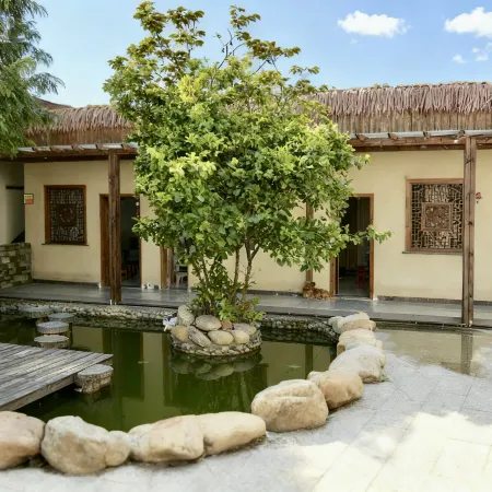 Langlangshan Homestay