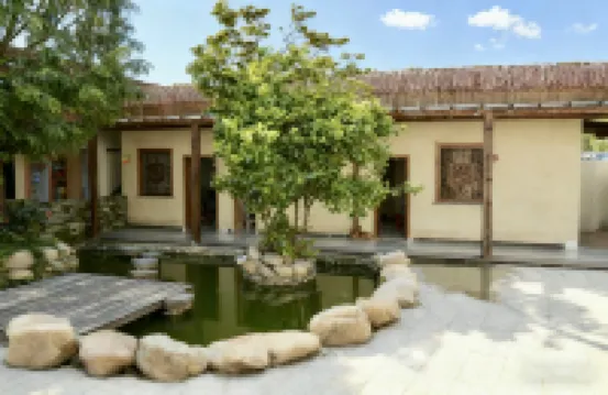 Langlangshan Homestay