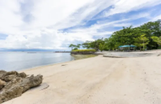 Dominiks spacious family 1 Bedroom 47sqm Tambuli Pool Balcony up to 6 People