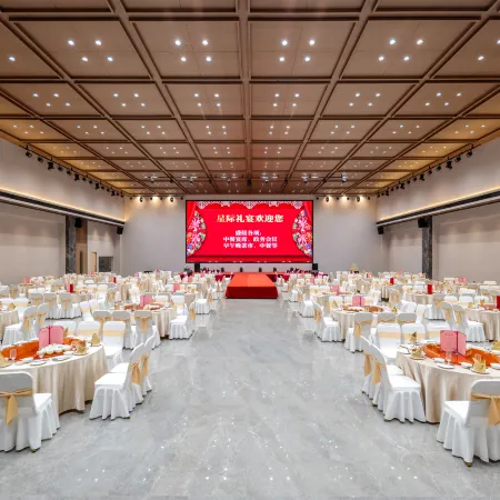 Luoding Star Hotel