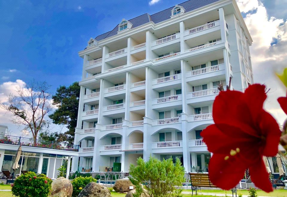 The Park Vientiane - Housity