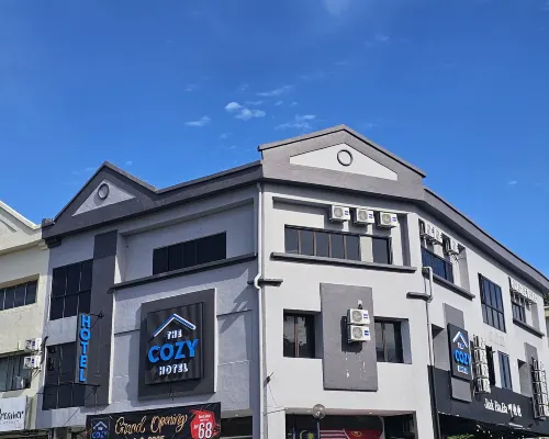 The Cozy Hotel 中央廣場附近的飯店