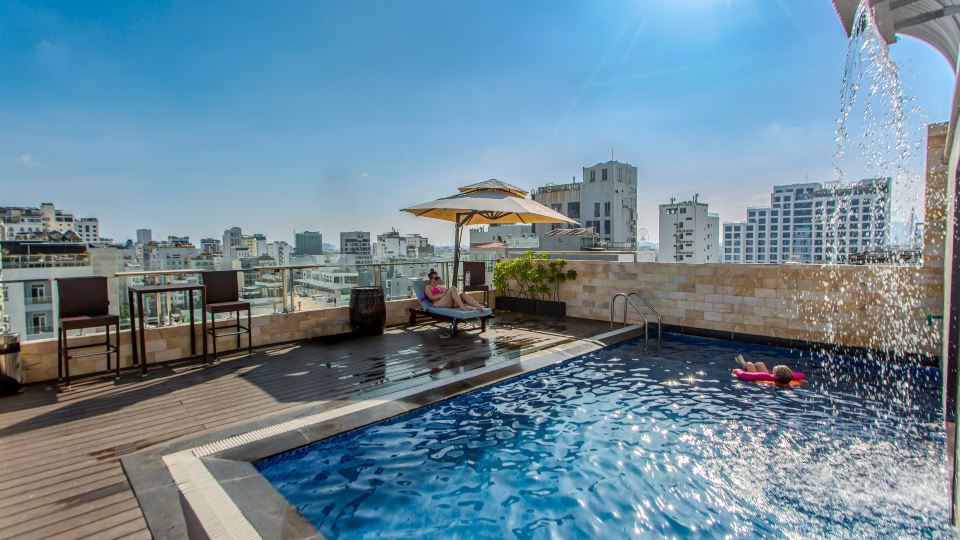 Richico Apartments and Hotel