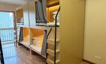 Xining Qingyang Hostel (Haihu Wanda Plaza)