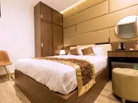 S79 My My Hotel Hoteles cerca de Distrito 10