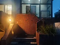 Moio Homestay Hotels near نهر تويوهيرا