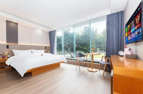 Chongqing Ruili Hotel (Dazu Stone Inscription Cultural Square) Các khách sạn gần Dazu Rock Carvings Art Museum