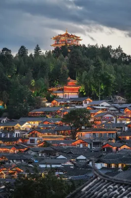 Yixiangqing Inn (Lijiang Old Town) - Bãi đậu xe