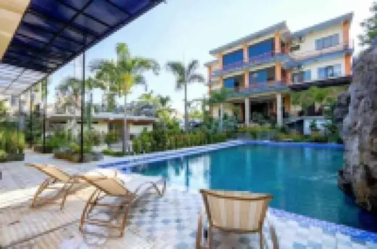 Grand Valonia Hotel Cafe & Park Jember