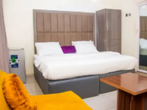 โรงแรมมอราดา โรงแรมในลากอส