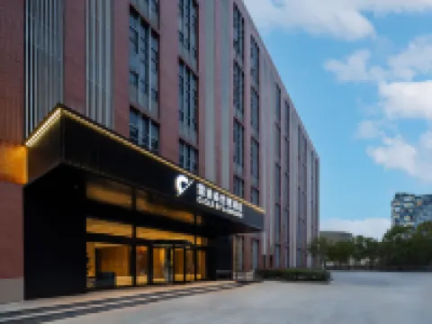 Landison® Cigle Hotel (Shanghai International Resort Chuansha Metro Station) Hotels in Shanghai
