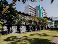 Earl's Regent Negombo Hotels in Negombo