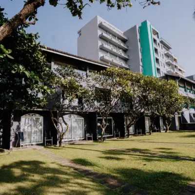 Earl's Regent Negombo Hotels near Aurora Collection