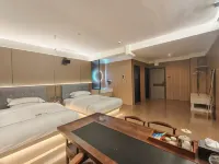 Huazhu Hotels - 2-Star