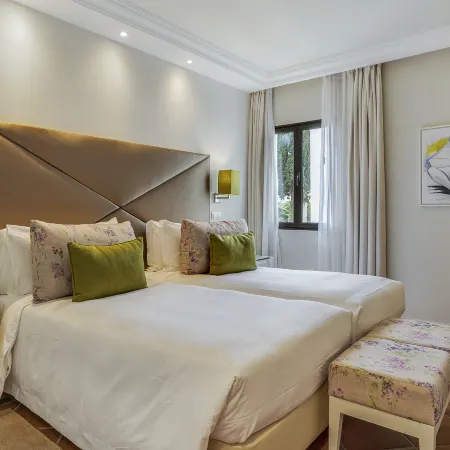 Pine Cliffs Suites