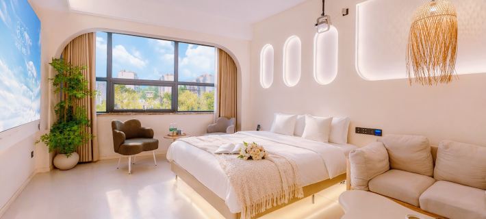 Moment Manyun Audio-Visual Hotel (Hanzhong High-Speed Railway Station Central Plaza) Hotel a Hanzhong
