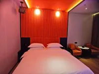 Jianglan Hot Spring Hotel (Wanzhou Changjiang Star)