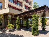 Nomera na Dnepropetrovskoy - parking
