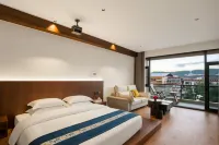 Zangjingge Oxygen-Supplied Homestay (Shangri-La Ganden Sumtseling Monastery) - bar