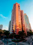 Prince Plaza II Condotel Các khách sạn gần Trung tâm mua sắm Greenbelt