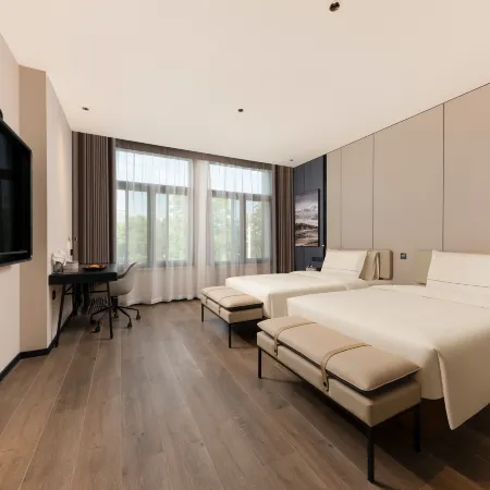 Yangzhou Slender West Lake Weiyang Road Atour X Hotel