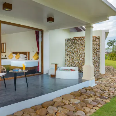 Komsan Kampot Resort Hotels near Traeuy Kaoh rice fields