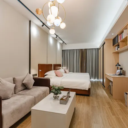 Jinxiu Huacui Light Luxury Apartment