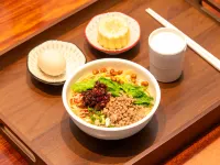Yunshe Qifeng Homestay Hotels in Xingyi
