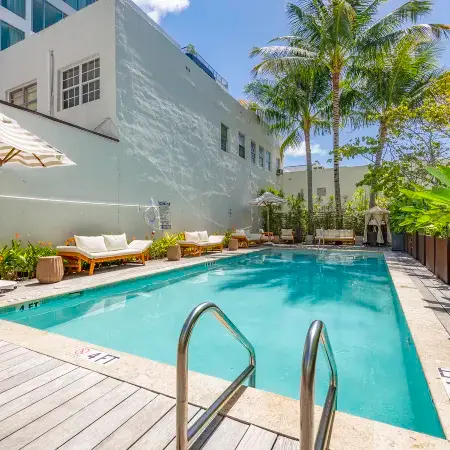 Global Luxury Suites at the Apex Miami Отели рядом с достопримечательностью «Здание 1111»