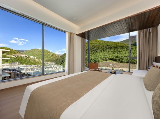 XiaojinXuehuxingyeGuesthouse