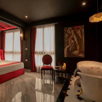 E13 Hotel& Apartmment My Dinh โรงแรมใกล้สนามมายดินห์ สเตเดียม