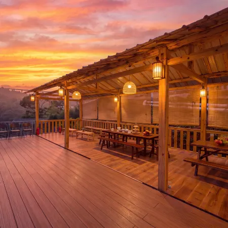 Cliffwood Lodge