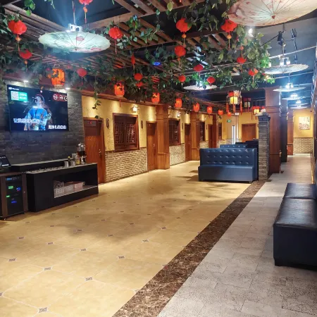 Explore 318 Resort Hotel (Baxoi, Chamdo)