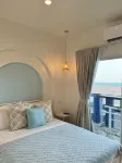 Neutron Bungalow - Strand