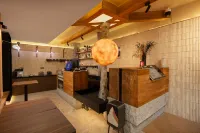 Yinyan · SilverSALT | Homestay - Bar