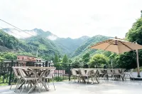Shengyi Luxury Villas - 조식 운영