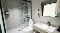 Li County Xincheng Business Chinese Inn - Hot Tub