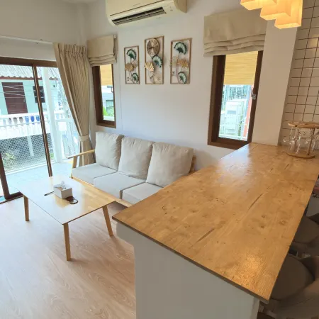 The Chaloklum Loft 2 bedroom near beach