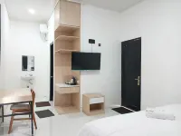 Urbanview Bumi Tirta Village Syariah - ที่มีที่จอดรถ