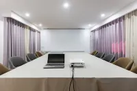 Jinlong Wisdom Hotel (Lincang Dianxi Science and Technology Normal College Strong Plaza Branch) - Wifi
